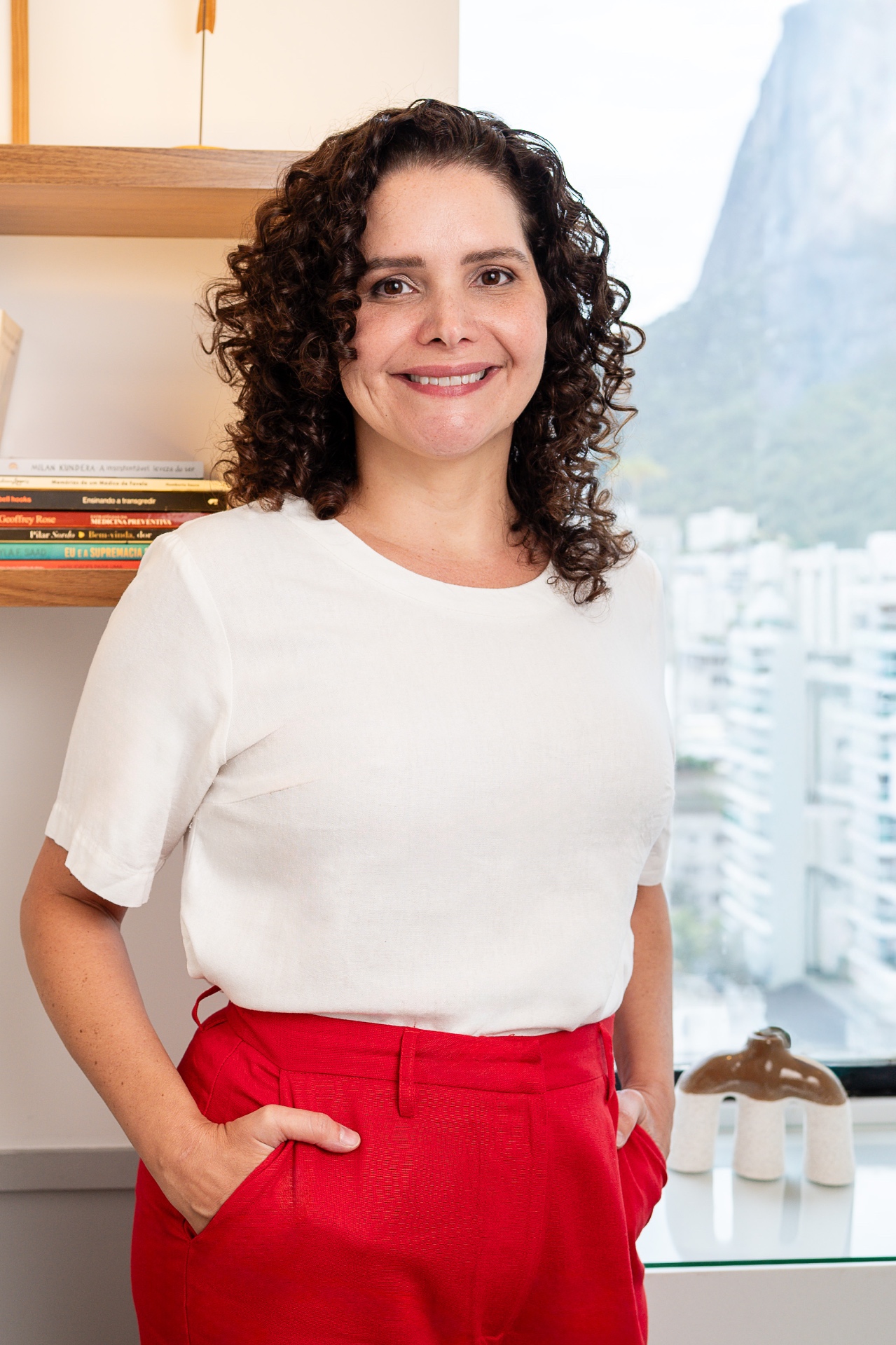 Dra. Márcia CL Santos